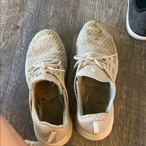 Champion Tennis Shoes